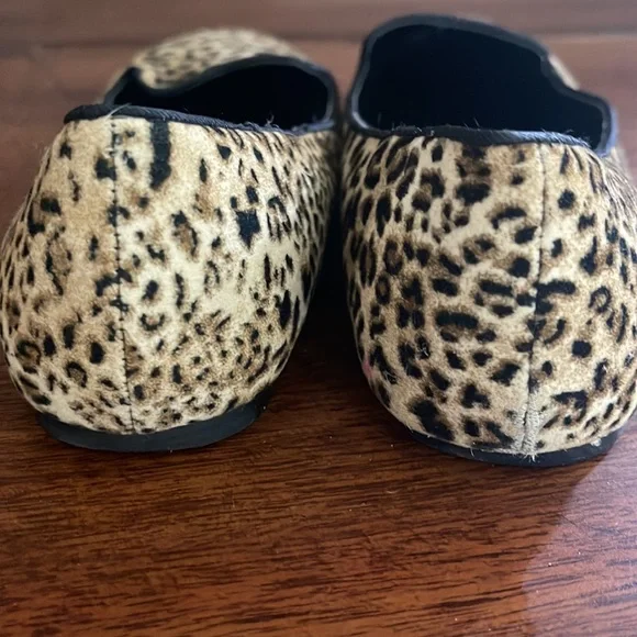 Flats - Picture 2 of 3